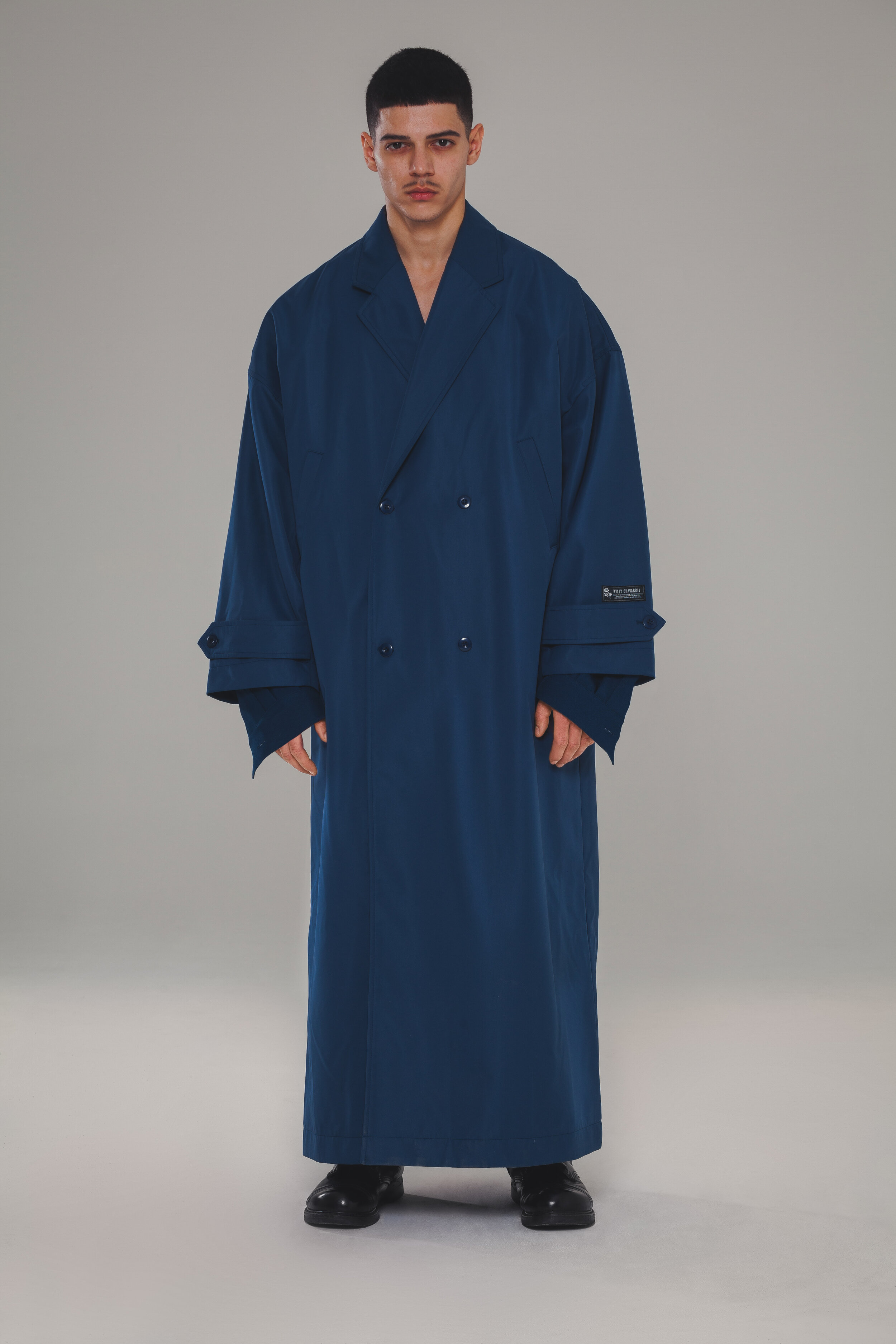 REAL MEN // AW21 — WILLY CHAVARRIA REAL MEN // AW21 を販売 WILLY スタジアムジャケット CHAVARRIA ジャージ
